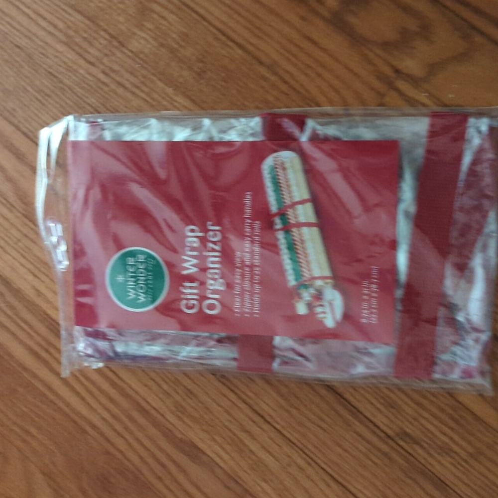 Gift wrap organizer